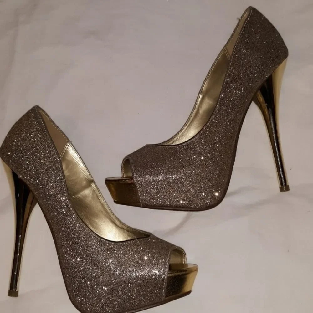 D‎ Brand Metallic Glitter Bling Open Toe Heels 7